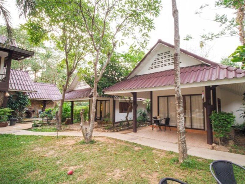 Capital O 834 Iyara Resort & Spa Koh Chang Exterior photo